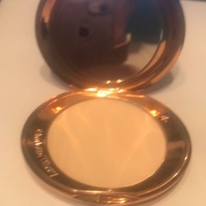 Charlotte Tilbury Airbrush Flawless Finish powder